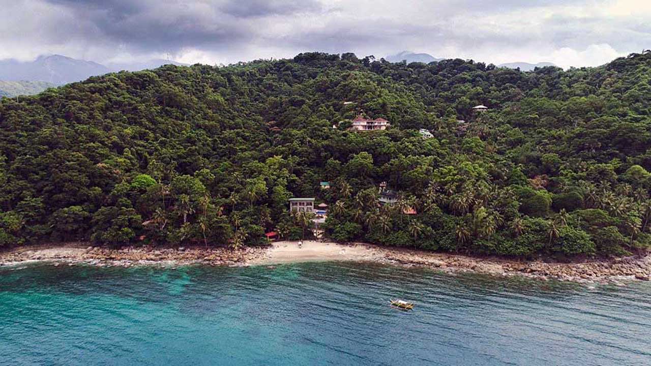 drone view munting buhangin beach mindoro occidental